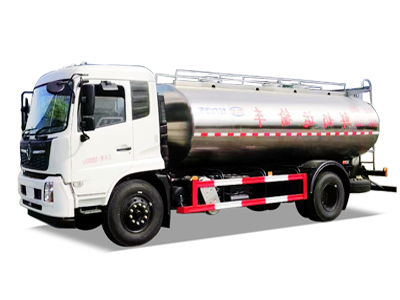 鮮奶運(yùn)輸車(chē)